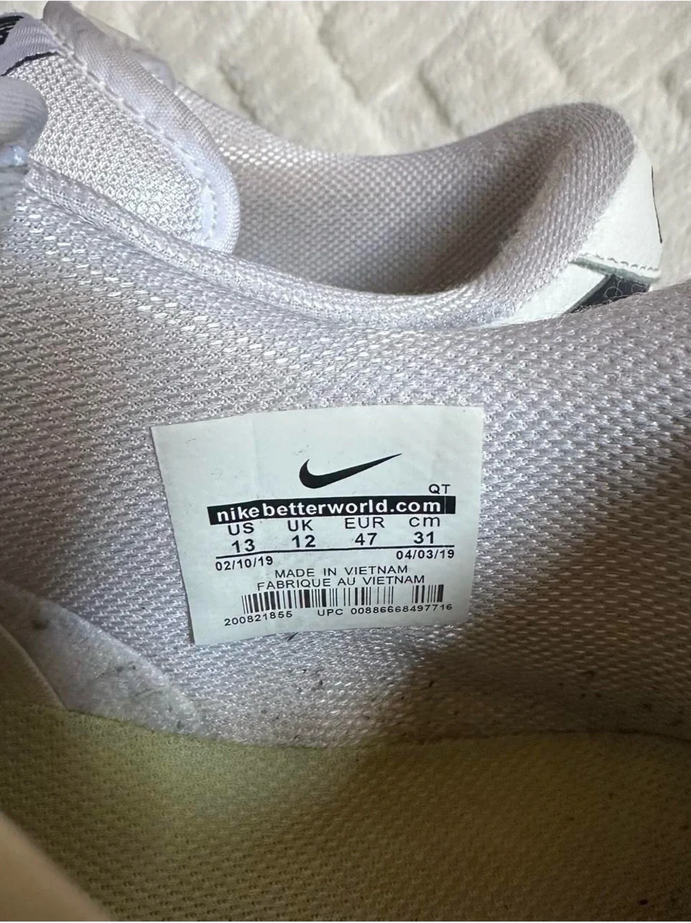 Nike SB dunk Men's White and Black Low-Top Sneakers size 13